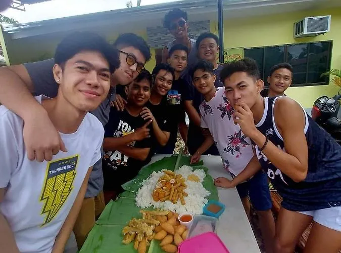 Cheri Backpackers