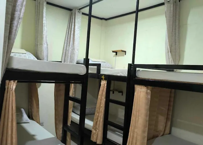 Cheri Backpackers Ostello Moalboal
