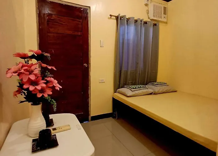 Cheri Backpackers Ostello Moalboal