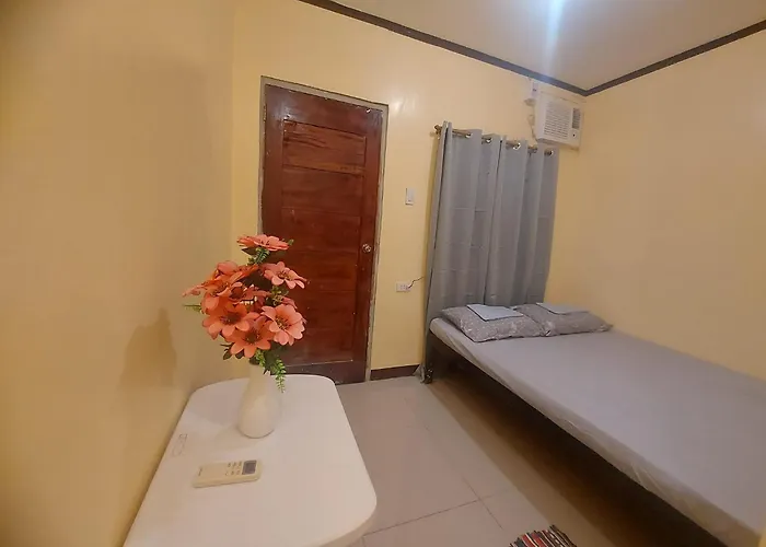 Cheri Backpackers
