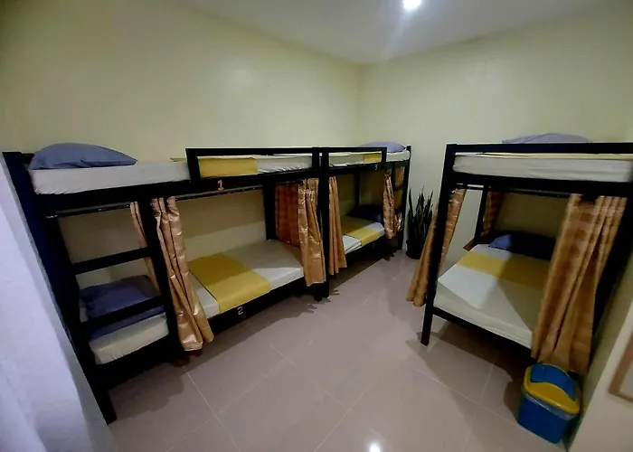 Cheri Backpackers Ostello *