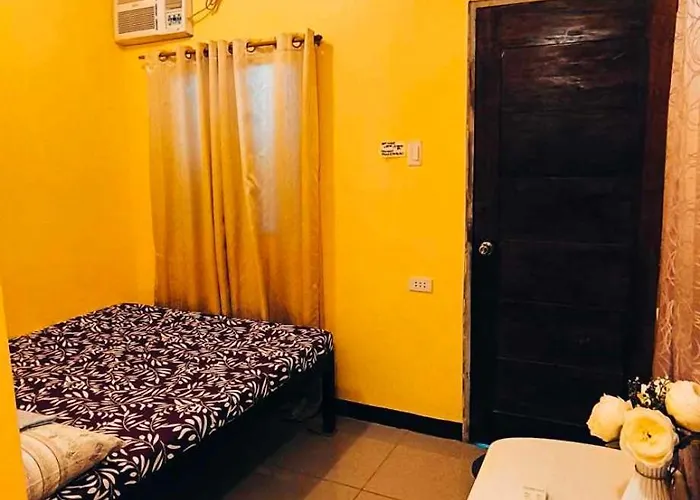 Cheri Backpackers